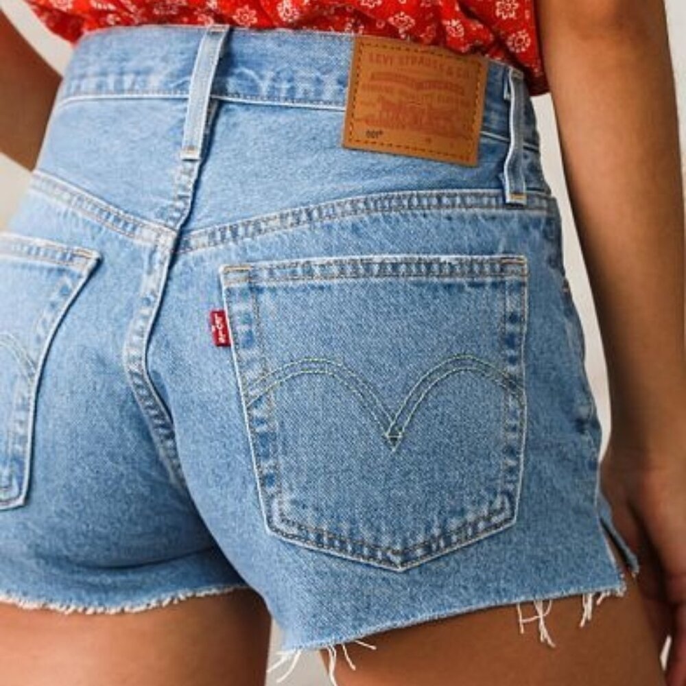 Levi’s 501 Original Jean Shorts - Ojai Light Stone Wash - Size 31 - Picture 4 of 7